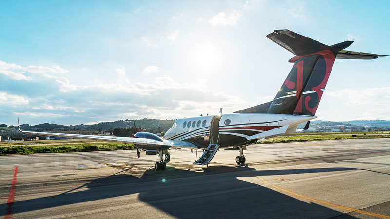 Beech King Air 200 for charter